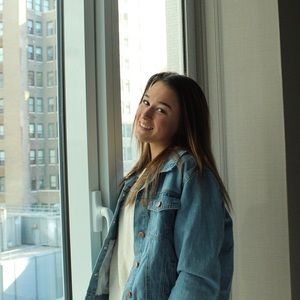 Meet your Posher, Maria